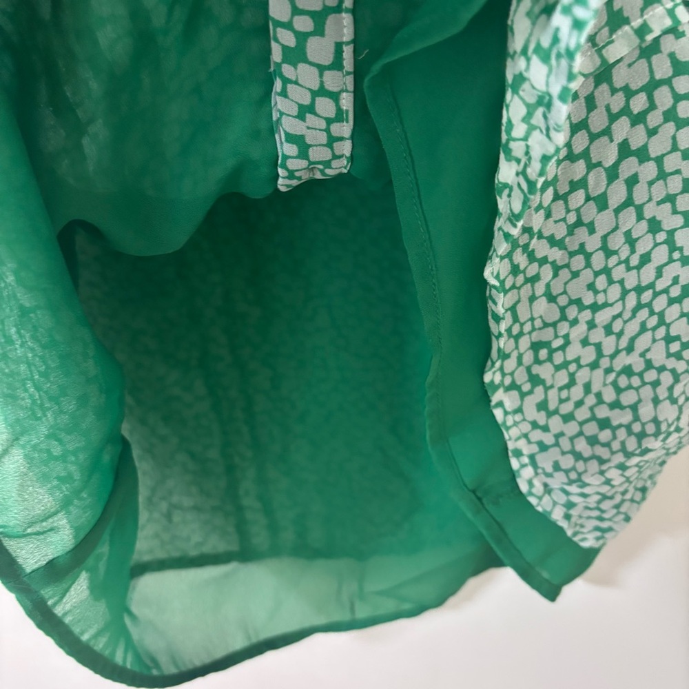 Pendleton Silk Green White Patterned Pintuck Blou… - image 5